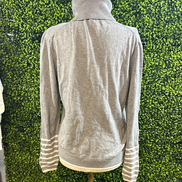 Tommy Hilfiger Gray Cowl Neck Turtleneck Sweater Large - Picture 5 of 16